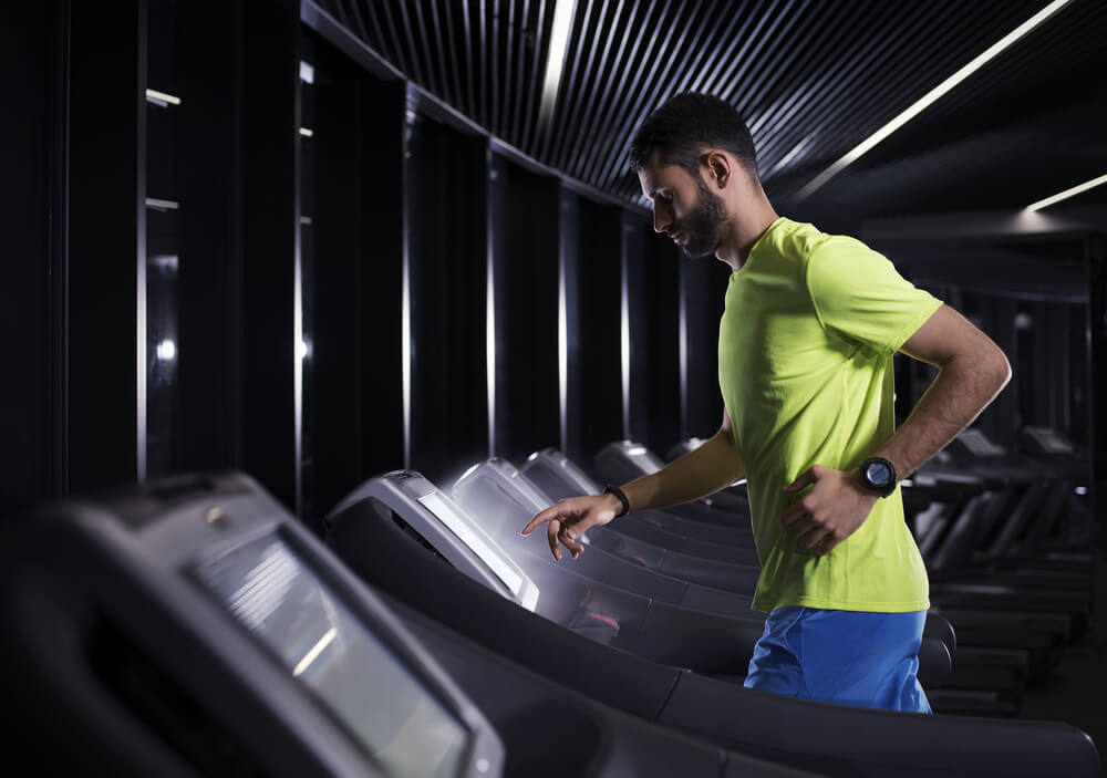 Is it Better to Run on a Treadmill or Outside for Your Knees?