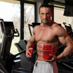 The Six Best Muscle Building Supplements man taking supplements
