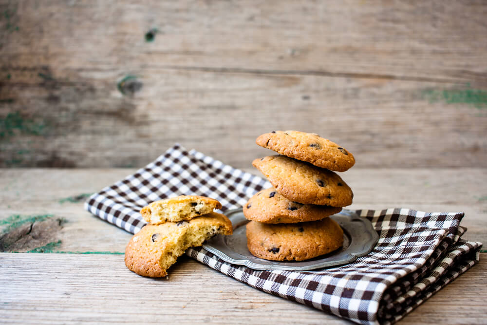How To Make Healthy Paleo Chocolate Chip Cookies